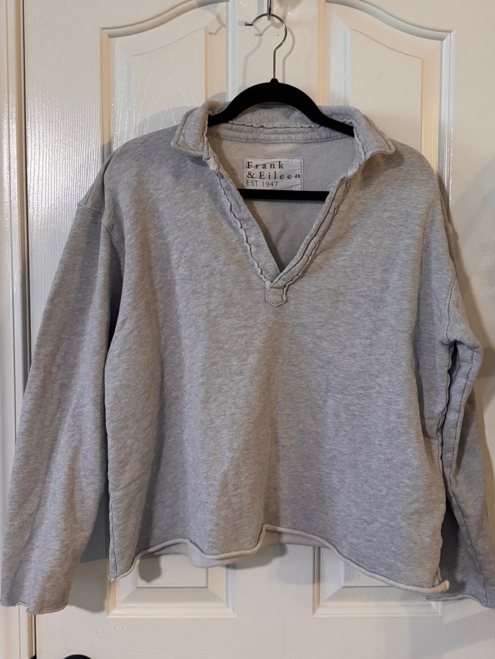 Frank & Eileen Light Gray V-Neck Pullover Sweater